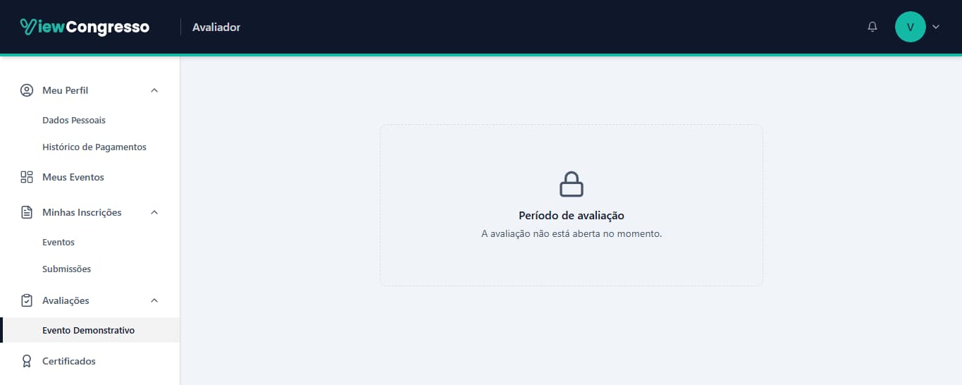 Tela do avaliador trancada, com o aviso Período de avaliação no lugar da lista de trabalhos.